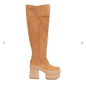 UGG Xtra platform boot